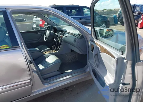 2002 Mercedes-Benz E 320 Special Edition from USA, damaged, VIN WDBJF65J22B493337